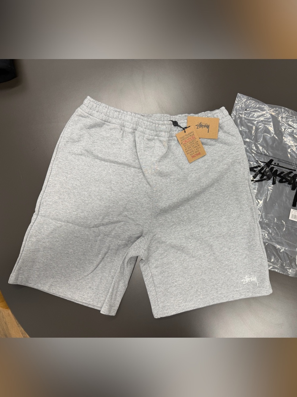 Stüssy gray sweat shorts with pockets embroidered logo size XL NWT